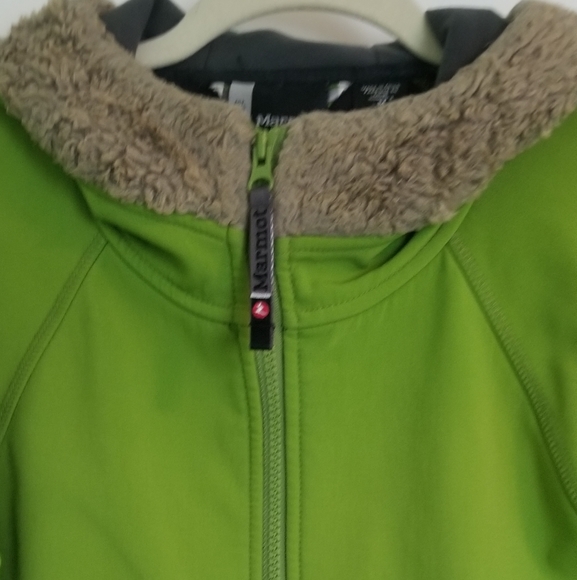 Marmot Green fur lined Jacket Medium - Picture 2 of 6
